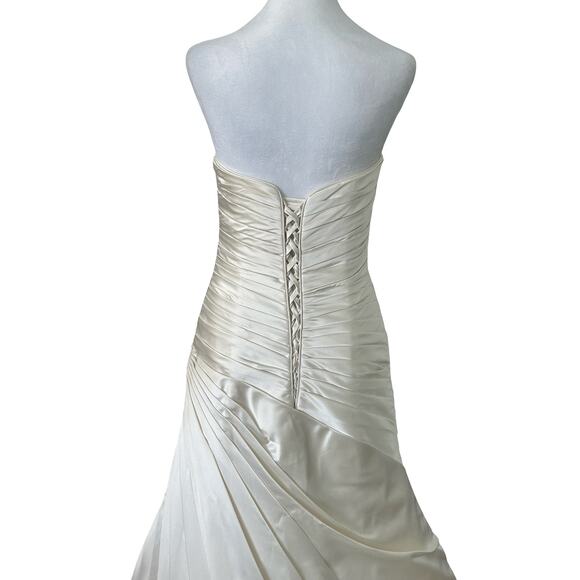 NWOT Maggie Sottero Satin Strapless Corset Fit Flare Wedding Dress Gown 8 10 12 - Picture 8 of 13